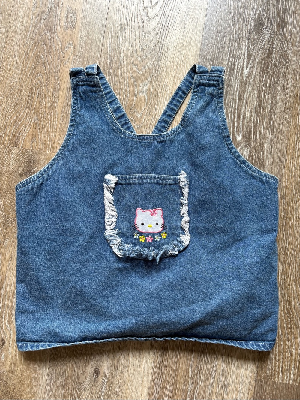 Girls Y2K Denim Tank Top with Embroidered Hello Kitty - Blue